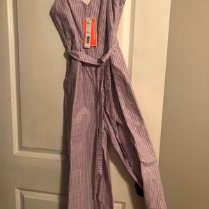 Super cute Gianni Bini Jumpsuit, size 0, NWT.